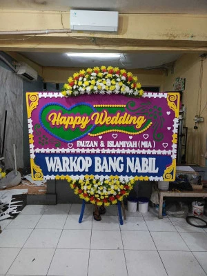 Papan Bunga di Golok Banyuurip